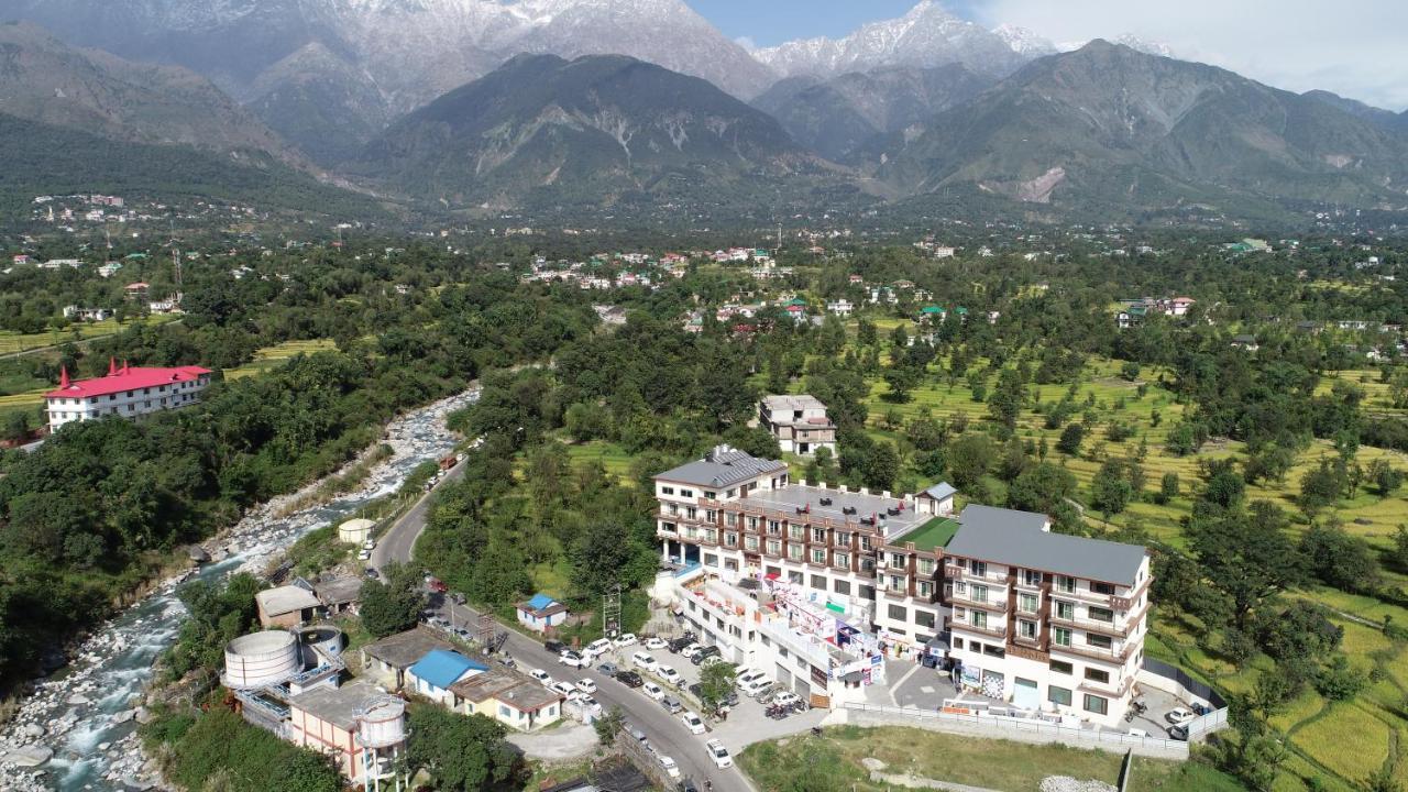 D'Polo Club & Spa Resort Dharamshala Exterior foto